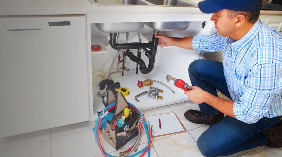 Local water heater installation in Summerfield, IL
